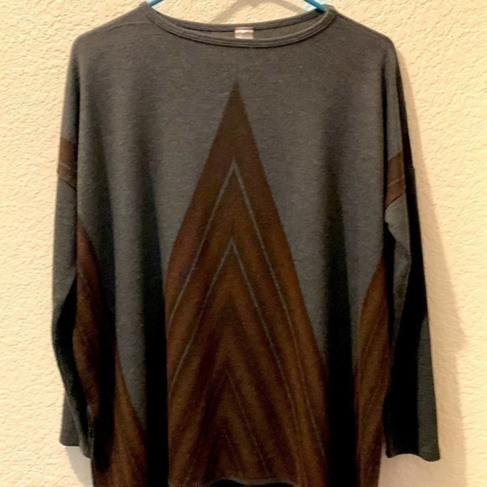 GO Couture small sweater